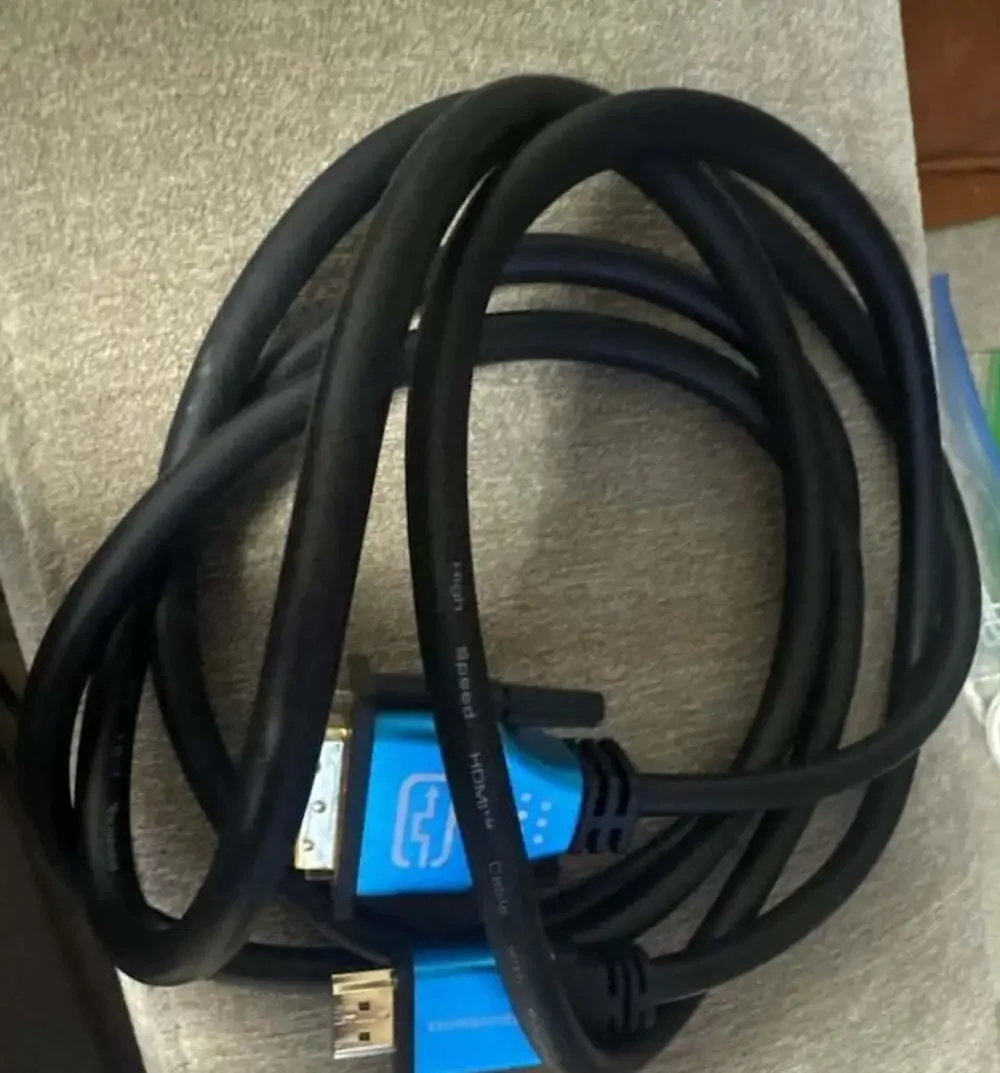 BlueRigger DVI to HDMI Cable with Ethernet - Blue Connectors